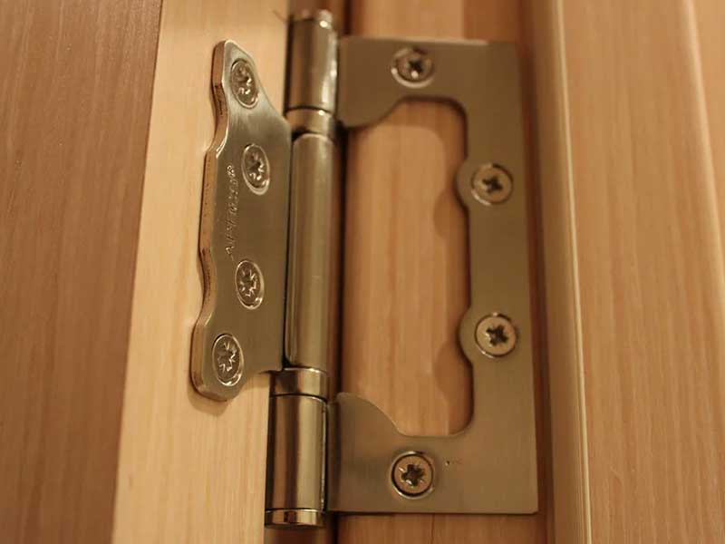 loose door handles